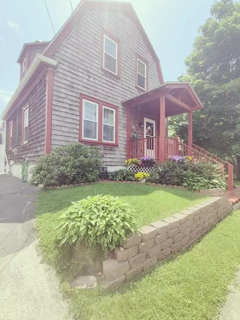 404 Maxfield St, New Bedford, MA 02740