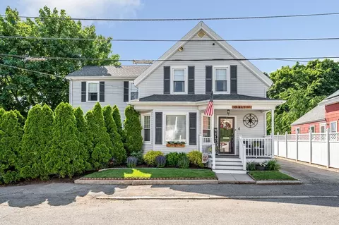 6 May Ct, Methuen, MA 01844