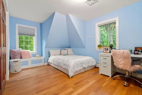 24 Mohawk Rd, Arlington, MA 02474 photo 19