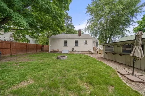 Exterior - 24 Everett St, Plainville, MA 02762 photo 8 of 9