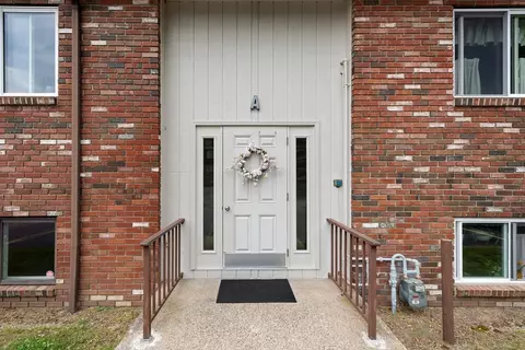 109 Maple St #A1, Attleboro, MA 02703