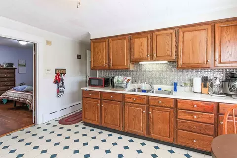 12 Upland Ave, Webster, MA 01570 photo 11