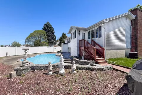 21 Ancona Rd, Worcester, MA 01604 photo 5