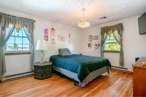 21 Ancona Rd, Worcester, MA 01604 photo 13