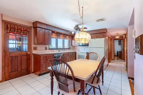 21 Ancona Rd, Worcester, MA 01604 photo 17