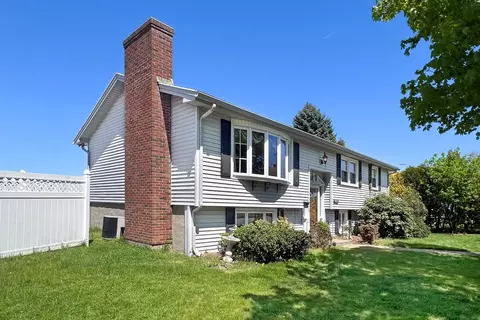 21 Ancona Rd, Worcester, MA 01604 photo 2