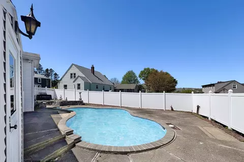 21 Ancona Rd, Worcester, MA 01604 photo 6
