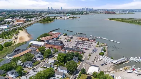 180 Walnut St #2, Dorchester, MA 02122