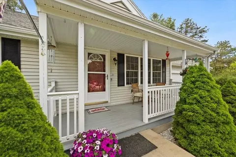 289 Charge Pond Rd, Wareham, MA 02571 photo 3