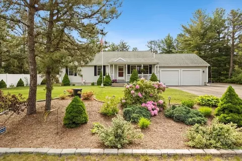 289 Charge Pond Rd, Wareham, MA 02571 photo 2