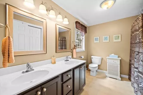 289 Charge Pond Rd, Wareham, MA 02571 photo 18