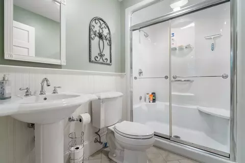 Bath - 40 Bubbling Brook Rd, Walpole, MA 02081 photo 5 of 5