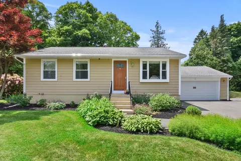 25 Robin Rd, Westborough, MA 01581