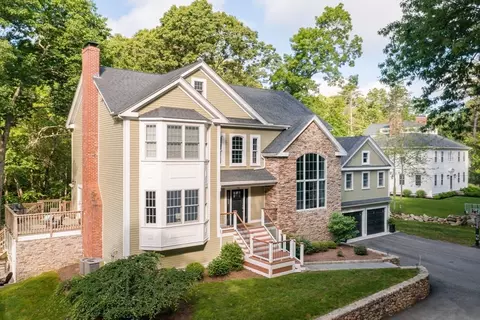 75 Popes Ln, Hingham, MA 02043 photo 2