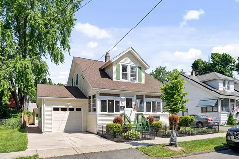 62 Warren St, West Springfield, MA 01089