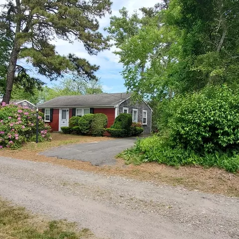 36 Holiday Ln, Dennis, MA 02639