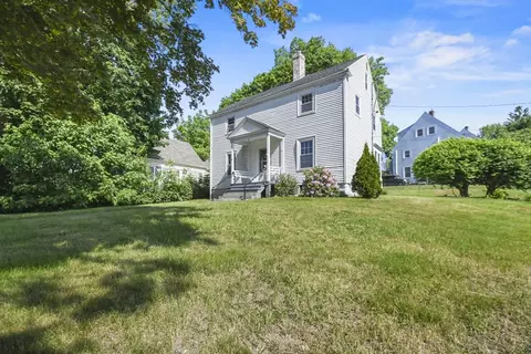 40 E Main St, Webster, MA 01570 photo 2
