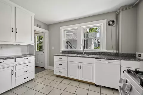 40 E Main St, Webster, MA 01570 photo 5