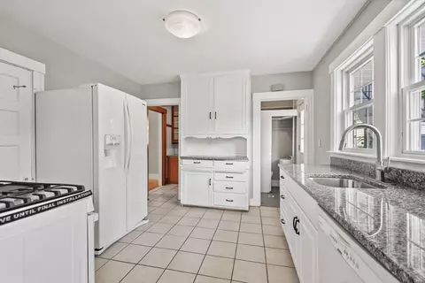 40 E Main St, Webster, MA 01570 photo 6