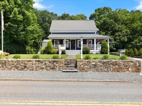 92 E High St, Avon, MA 02322