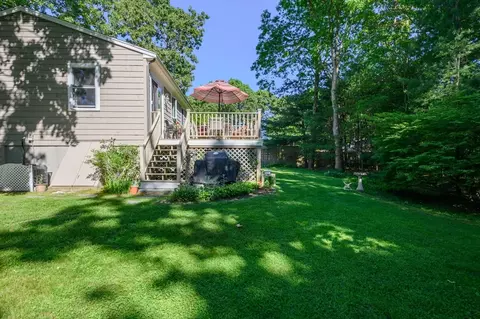 Exterior - 39 Barouche Dr, Marshfield, MA 02050 photo 5 of 10