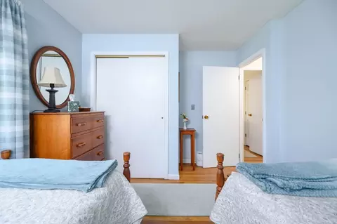 Bedroom - 39 Barouche Dr, Marshfield, MA 02050 photo 2 of 5