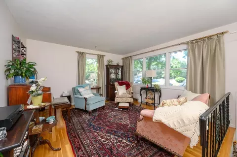 Living - 39 Barouche Dr, Marshfield, MA 02050 photo 1 of 5