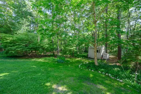Exterior - 39 Barouche Dr, Marshfield, MA 02050 photo 6 of 10