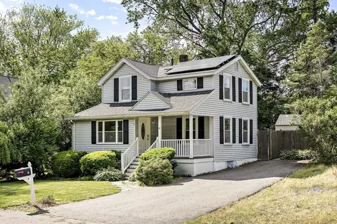 14 French Ave, Wayland, MA 01778