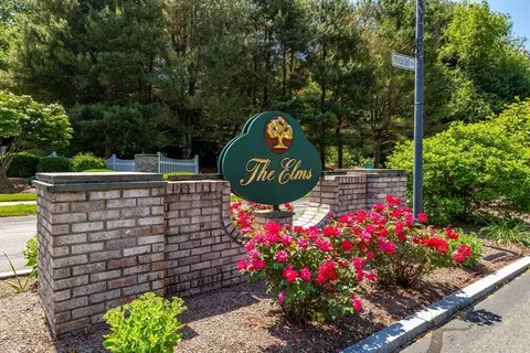 117 Pinehurst Dr #117, East Longmeadow, MA 01028