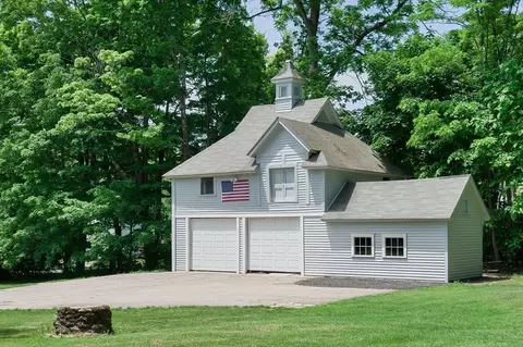 120 Church St, Ware, MA 01082 photo 8