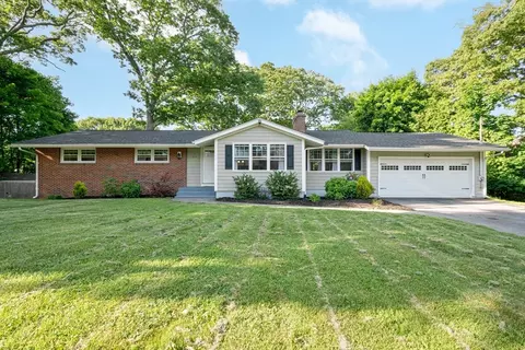 177 Medford St, Warwick, RI 02889