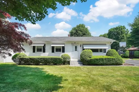 100 Penncastle St, Springfield, MA 01129