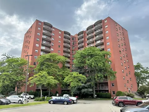 115 W Squantum St #706, Quincy, MA 02171