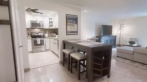 1321 Worcester Rd #204, Framingham, MA 01701
