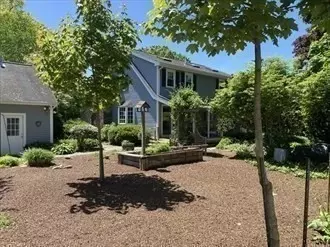 17 Jane St, Randolph, MA 02368