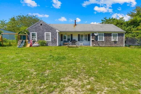 40 Nautical Rd #40, Barnstable, MA 02601