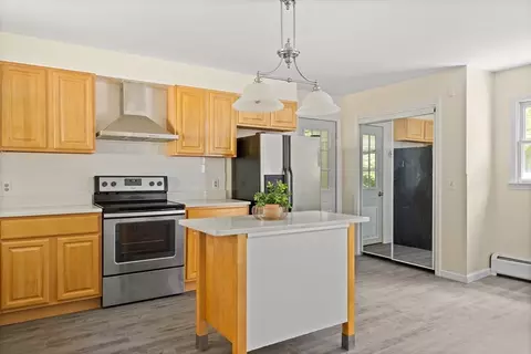 Kitchen - 2 Laurel Rd, Haydenville, MA 01039 photo 4 of 7