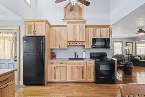 Kitchen - 5 Meade St, Wareham, MA 02571 photo 1 of 2