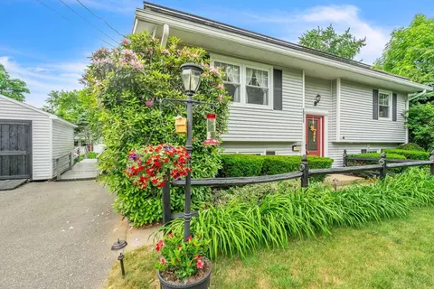 2018 Central St, Palmer, MA 01080 photo 3