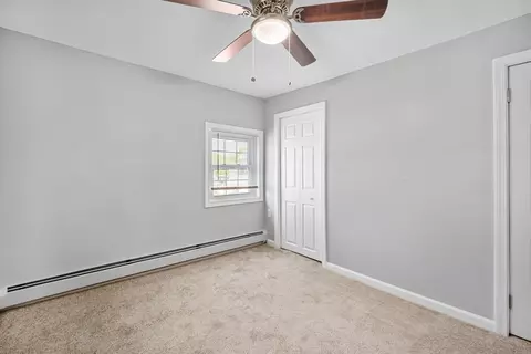 156 Florence St, Springfield, MA 01105 photo 24