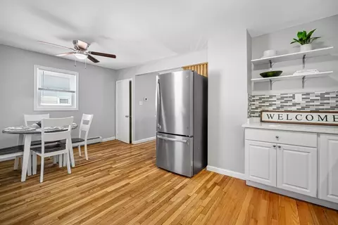 156 Florence St, Springfield, MA 01105 photo 11