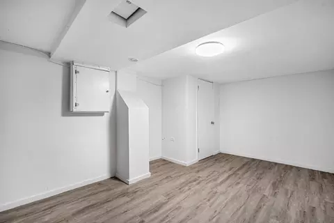 156 Florence St, Springfield, MA 01105 photo 27