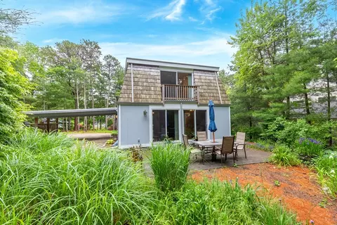 31 Periwinkle Ln, Mashpee, MA 02649 photo 5