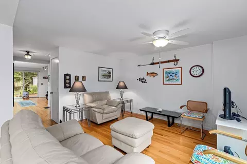31 Periwinkle Ln, Mashpee, MA 02649 photo 18
