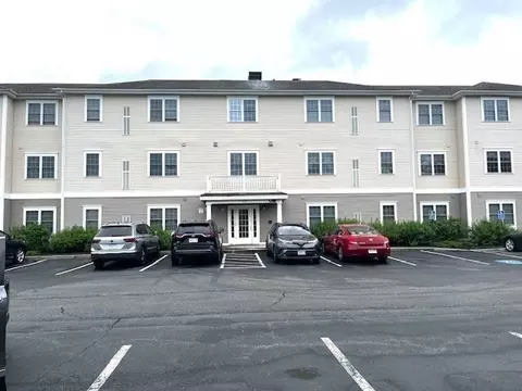 545 Page St #203, Stoughton, MA 02072