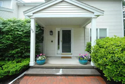 109 Parkhurst Dr #109, Westford, MA 01886
