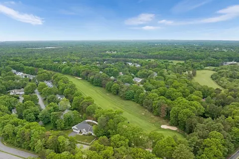 1 Snead Dr, Mashpee, MA 02649 photo 2