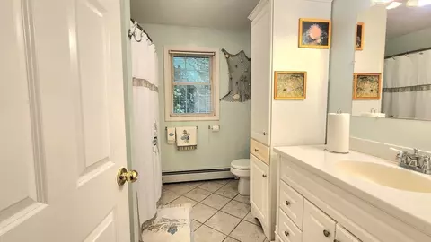Bath - 99 Prospect St, Hardwick, MA 01031 photo 4 of 4