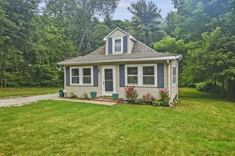 17 Forkey Ave, Worcester, MA 01603